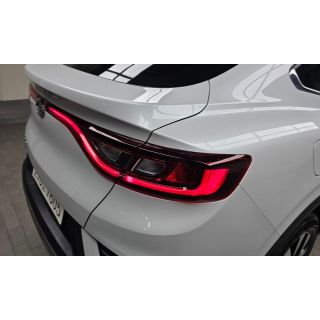 572843