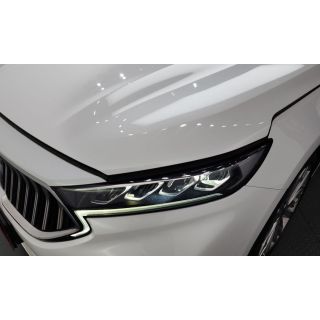 880806