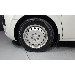 562555