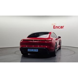 858850