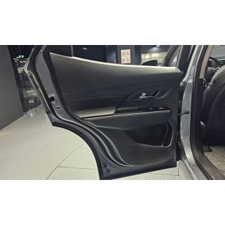 972728