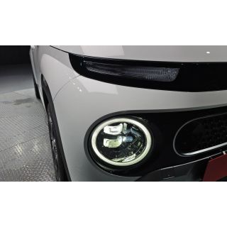 870784