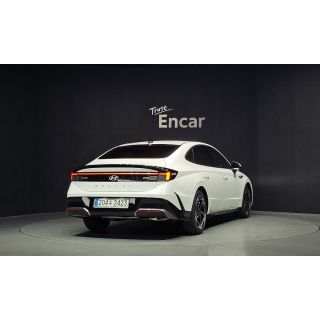 99852