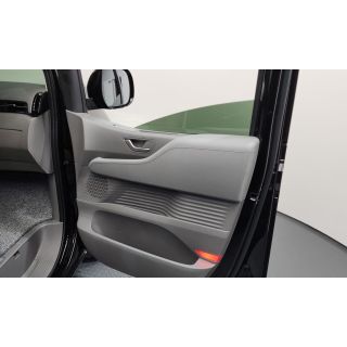 893644