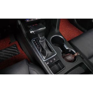 352943