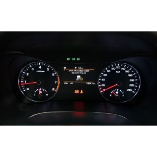 326761