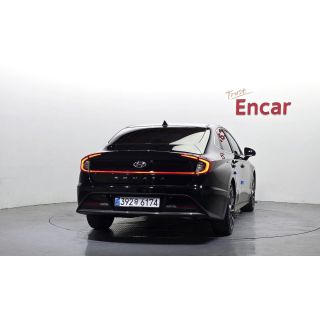 358071