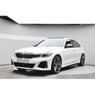 889658