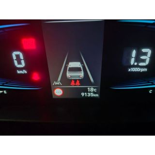 411884