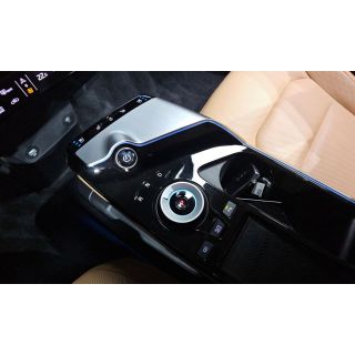 576704