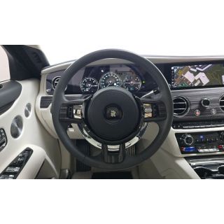 913384