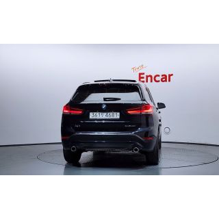389617