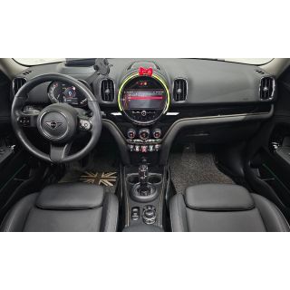 990299
