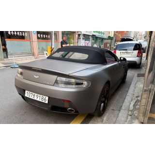 796425