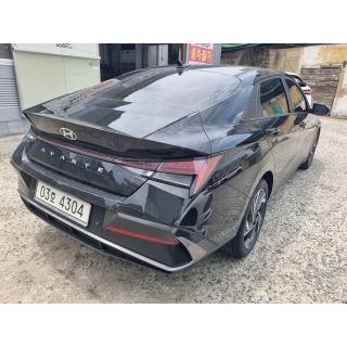 995771