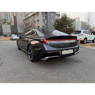 994711