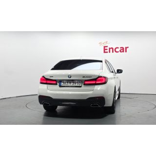 709498