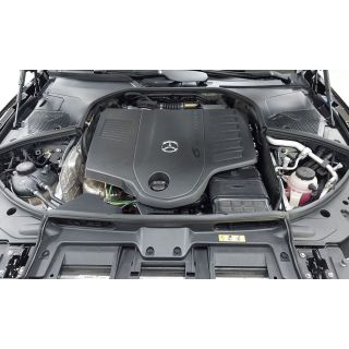 300696