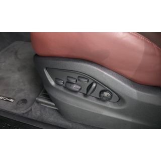 298747