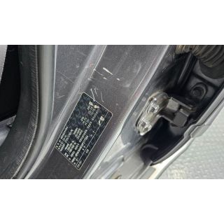 318913