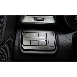 32560