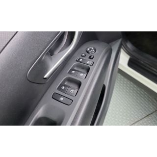 548382