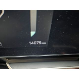 506907