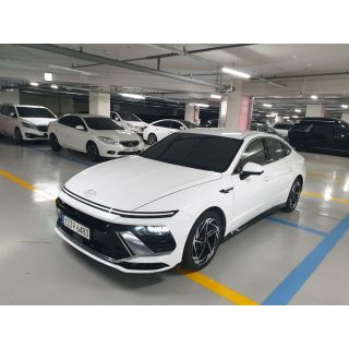 952618