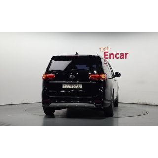 979306