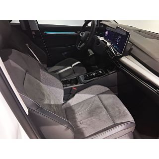523111