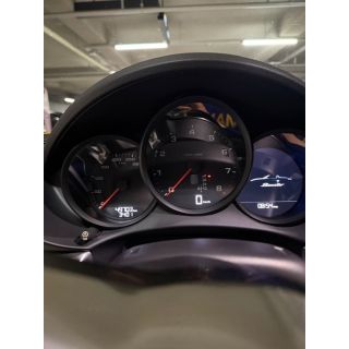300999