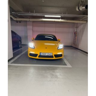 436807
