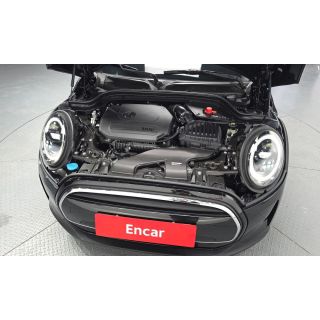 96610
