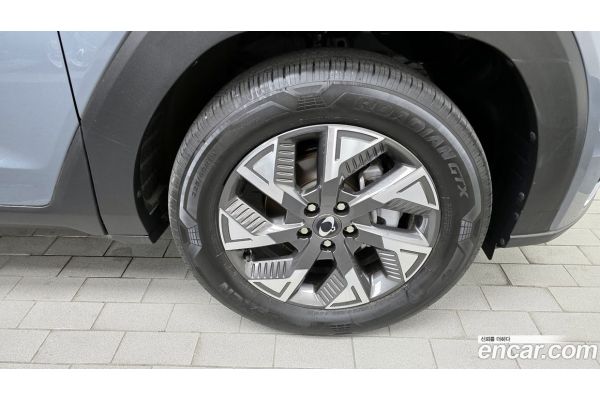 445330