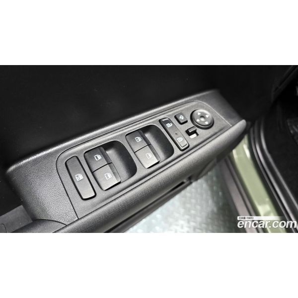228006