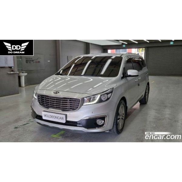 12358