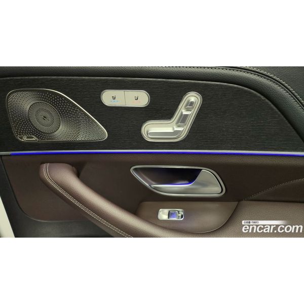 76366