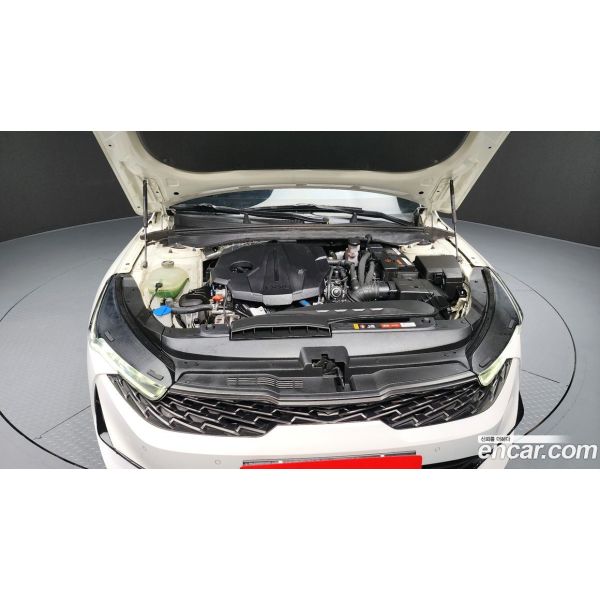 472884