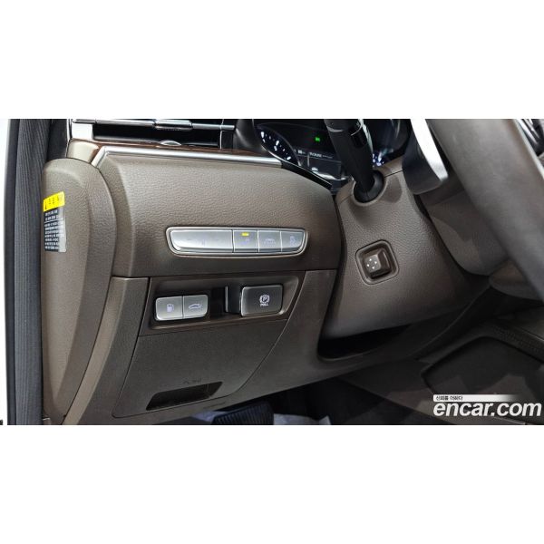 793784