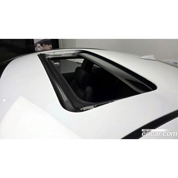 711739