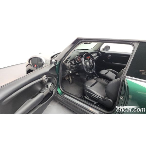 389367