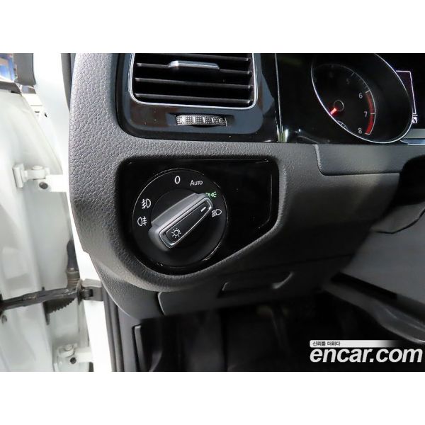 735112
