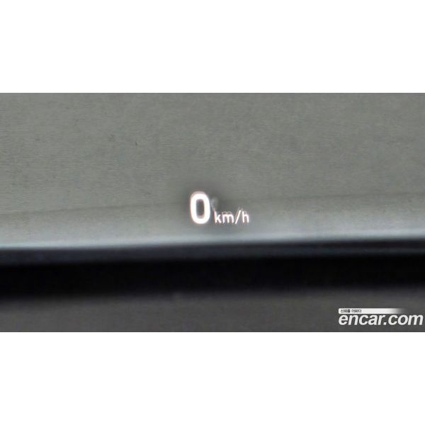 877119