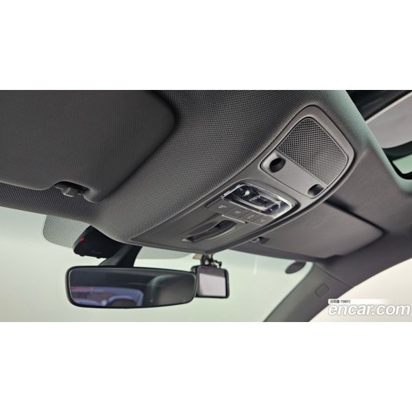 879707