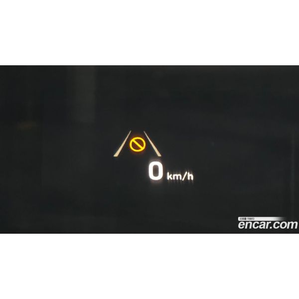 985818