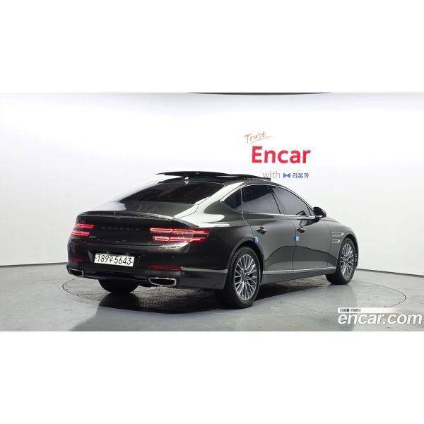 589990