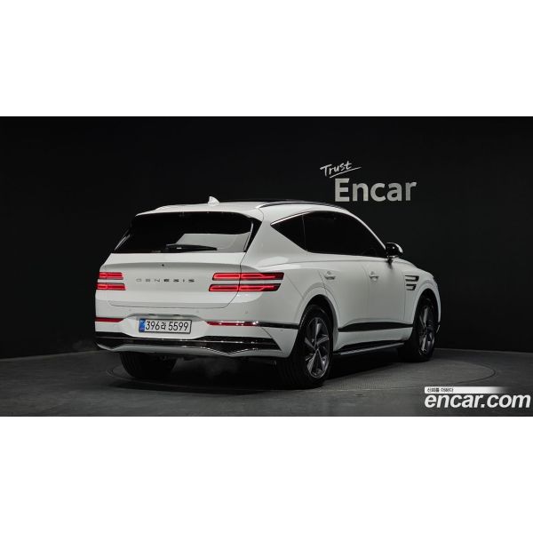 684311