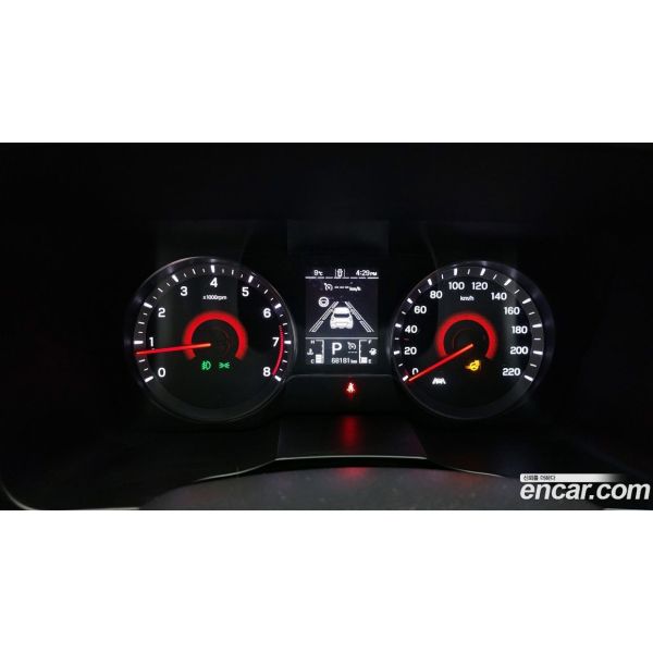 943298