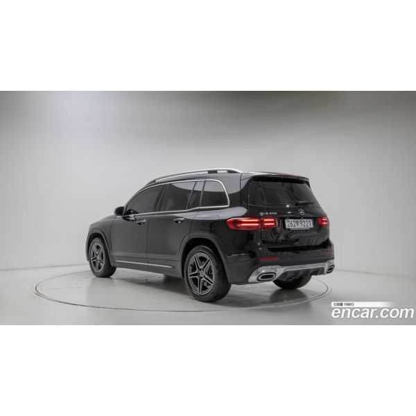 575599