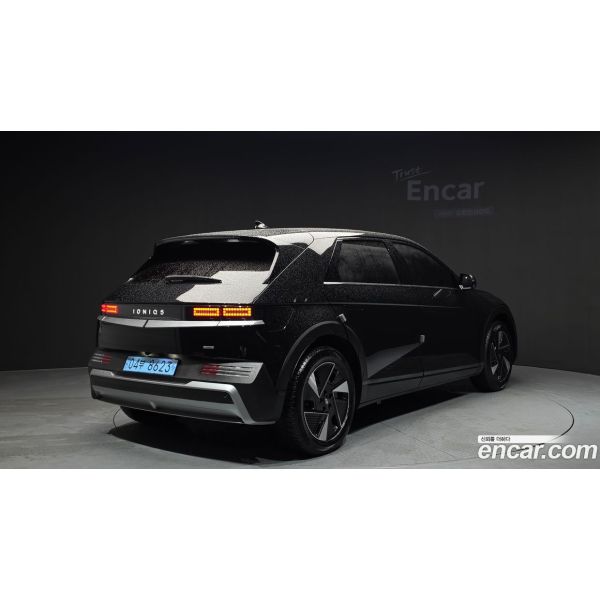 671781